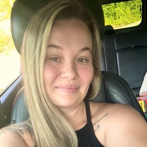 Meet your Posher, Kylee